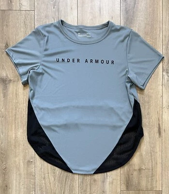 Camiseta deportiva Under Armour HeatGear para mujer grande dobladillo curvo espalda recortada Foto 1 de 4