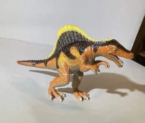 Figura de plástico de goma de dinosaurio SPINOSAURUS Toy Major Trading 2006 6" - Imagen 1 de 5