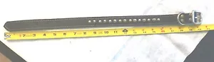 NEU Leder 24" x 1" doppelt dick LEDER/SPIKES Hundehalsband - kostenloser Versand T - Bild 1 von 1