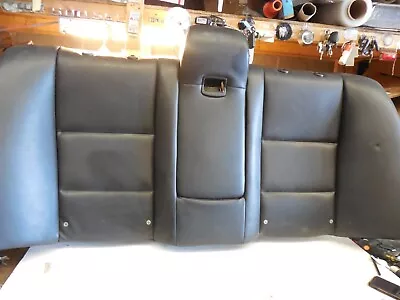 06-10 BMW E60 530xi Sedán Banco Superior Trasero Asiento Cojín Trasero con Apoyabrazos 535i Foto 1 de 4