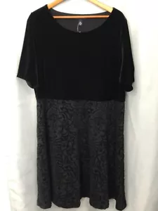 Lands End Dress Womens size 2x black velvet witchy embossed whimsigoth nwt - Picture 1 of 9