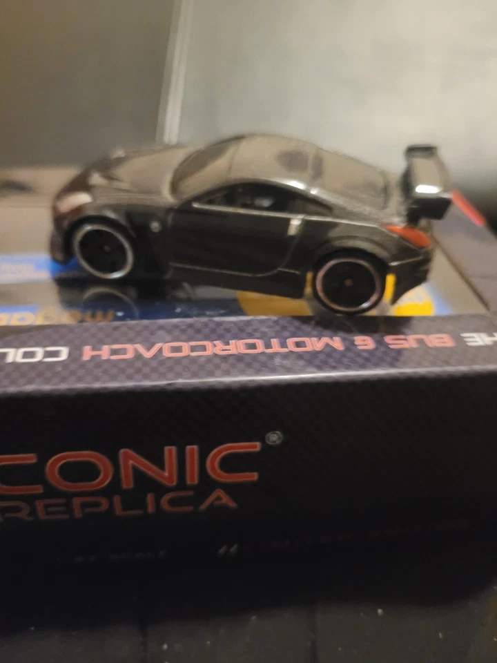 Nissan 350Z Tokyo Drift exclusivo de Fast and Furious DK de Hot Wheels (personalizado) Foto 1 de 3