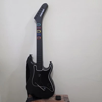 Guitarra Inalámbrica Guitar Hero Kramer Striker 95119 805 Rojo Octano con Dongle, Probada  Foto 1 de 4