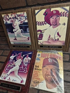 Mark McGwire Signed 2000 Tuff Stuff Magazine With 3 Wall Plaques - Foto 1 di 7