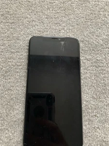 iphone xs max 256gb unlocked Cracked Screen - Picture 1 of 13