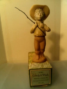 VINTAGE 1976  AVON  CATCH-A-FISH - EMPTY IN ORIGINAL BOX-FREE SHIPPING - Picture 1 of 4
