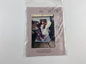 Jennifer The Quilter Doll Pattern The Country Ladies collection Potpourri Apron - Picture 1 of 3