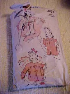 Giacca da letto da donna vintage modello avanzato 3096 - Foto 1 di 5