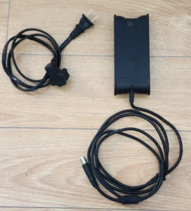 Dell Laptop 65W AC Adapter Charger Model LA65NS0-00 19.5 V 3.34 A OEM - Picture 1 of 7