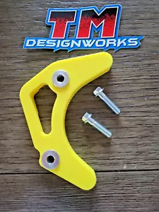 PROTECTOR CADENA MOTOR SUZUKI RMZ450 RMZ 450 AMARILLO, ESTUCHE AHORRO DISEÑO TM 05-17 - Imagen 1 de 1