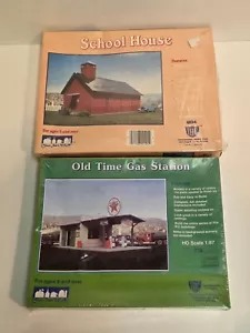 Vintage NIB HO Scale Trains IHC #712 Gas Station / #4104 School House Buildings - Picture 1 of 7