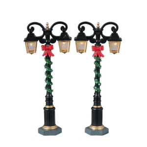 Lemax 2023 Splendid Lights Caddington Village #34090 verde fresco grandes arcos rojos - Imagen 1 de 3
