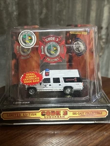 GMC 1998 CODE 3 SUBURBAN COLLECTIBLE ▪︎ Las Vegas Fire Battalion Chief - Picture 1 of 5