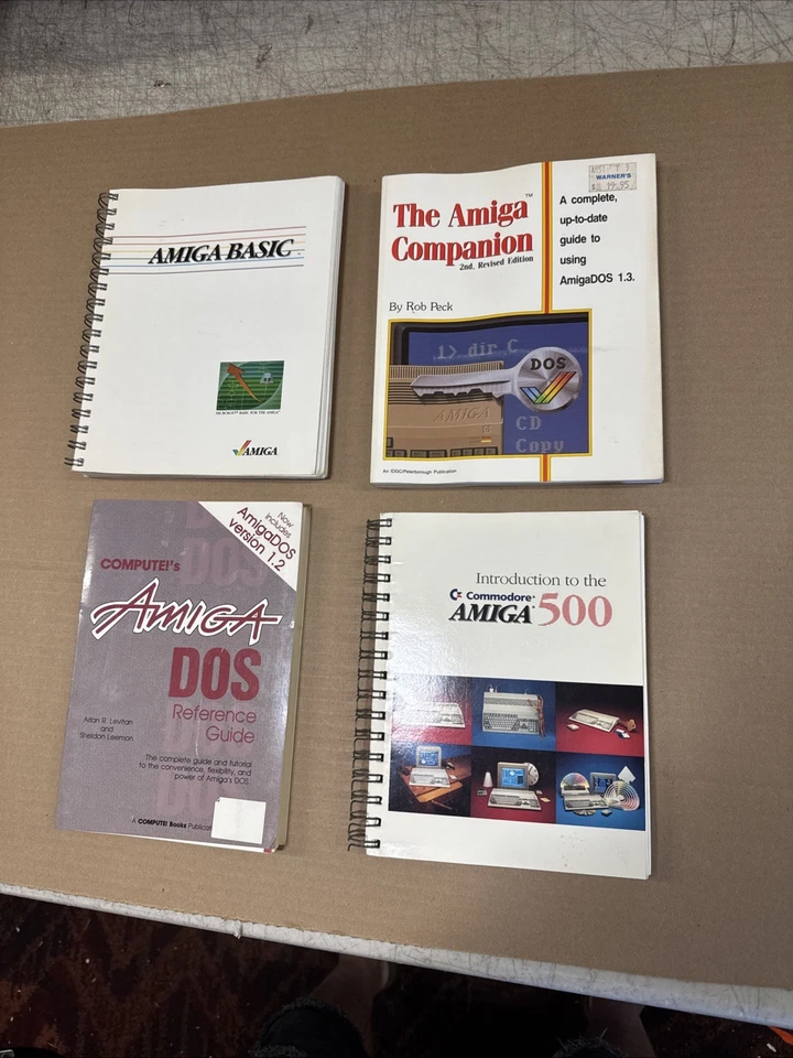 Introduction to the Commodore Amiga 500, Basic, Companion & DOS (4 Manuals) - Image 1 of 1