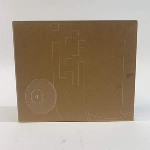 New Ubiquiti UniFi AP AC Pro Scalable Enterprise Wi-Fi Access Point Unclaimed - Picture 1 of 4