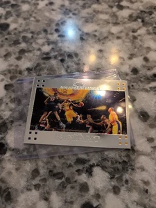 2008 Topps Chrome Kobe Bryant Iconic Dunk #24 Los Angeles Lakers HOF (4 - Picture 1 of 10