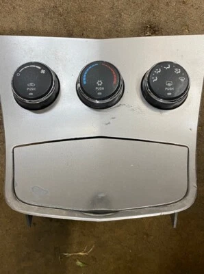 Dodge Avenger 2009-2014 climatización aire acondicionado calefacción interruptor de temperatura control de clima 1SX78DX9AD Foto 1 de 3