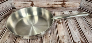 TOOLS OF THE TRADE Classique Belgique Padella in acciaio inox 9,5" - Foto 1 di 7