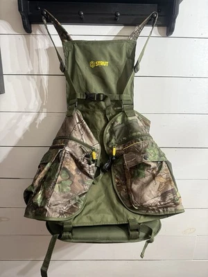 HS Strut Turkey Vest Real Tree Camo Men’s Sz L /XL Seat Cushion Pockets Hunting - Image 1 of 4