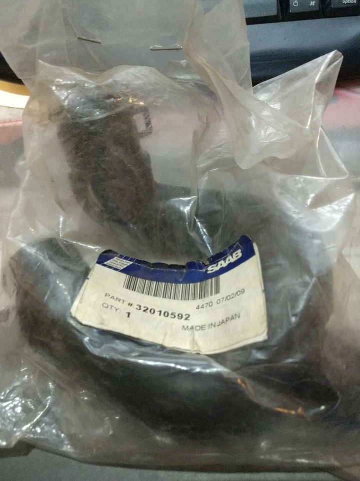 Manguera de conducto OE Saab 9-2X SAI 32010592 nueva para 2006 Foto 1 de 1