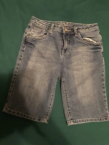 Justice Girl’s Size 14 Reg Low fit Stretch Denim Jean Shorts Cotton/polyester - Picture 1 of 11
