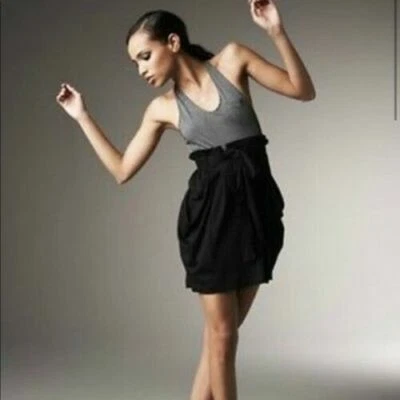  Vestido regata Theory Cyra Serenity cintura amarrada sem mangas cinza/preto P - Imagem 1 de 4