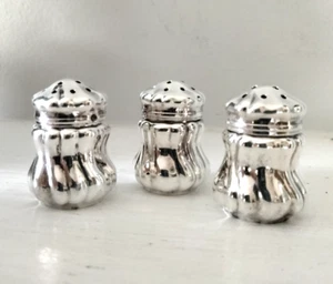 Vintage Sterling Silver 925 3 Piece Miniature Salt / Pepper Shakers European VGC - Picture 1 of 8