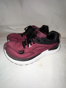 Zapatillas deportivas Topo Athletic Ultrafly 3 para mujer 7 Estados Unidos negras vino zapatos para correr en carretera - Imagen 1 de 10