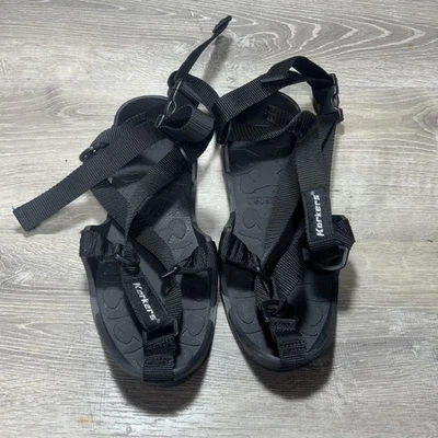 Sandalias Korkers Para Hombre Medianas Negras Correa Ajustable Vadeo Pesca Agua de Río Foto 1 de 4