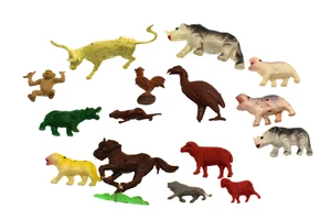 Lotto piccoli animali di plastica vintage Hong Kong - Foto 1 di 3