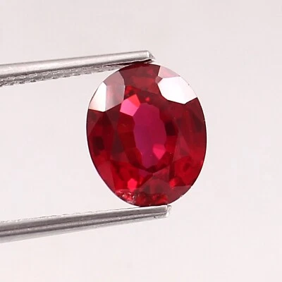AAA 10x8 mm Natural Flawless Mozambique Pigeon Red Ruby Loose Oval Gemstone Cut - Image 1 of 4