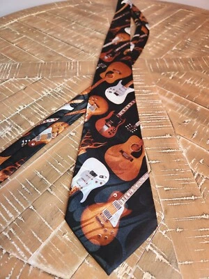 Corbata de guitarra hecha a mano FRATELLO música para hombre  Foto 1 de 4