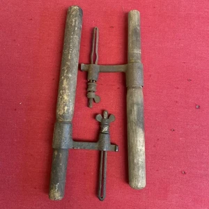 2 VINTAGE 2 MAN CROSSCUT SAW HANDLES - Picture 1 of 9