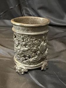 Antique Chinese Bronze Brush Pot Cover Dragon Fish Design Bat Feet 4 In - Picture 1 of 12