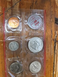 Denver Mint Set 1960 - Picture 1 of 2