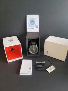 Autentico orologio Nixon 51-30 Chrono A083-1530 canna di fucile opaco/verde. Vendita al dettaglio $500 - Foto 1 di 15
