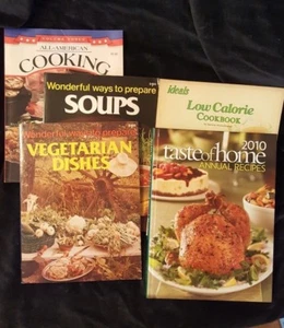 Lot 5 Cookbooks Taste of Home 2010, Wonderful Ways to Prepare Soups & Vegetarian - Picture 1 of 3