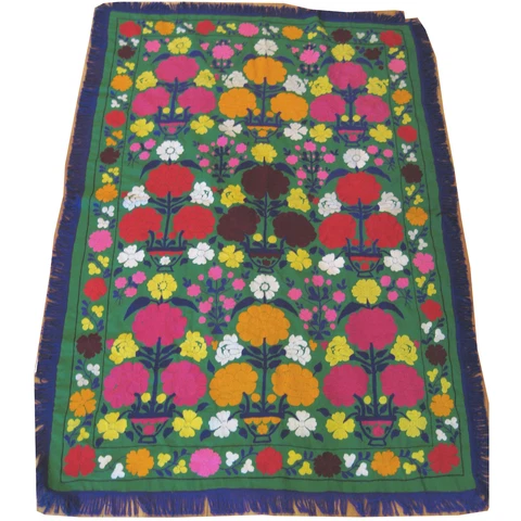 Green vintage Suzani embroidery with floral border & fringe 3.5' x 5.5' (#3) Cover