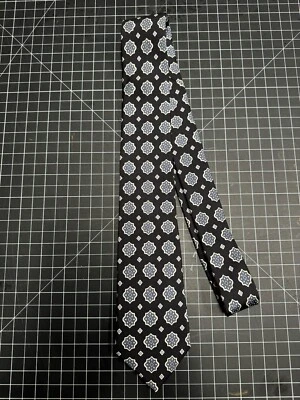 Corbata de seda Banana Republic. Flaco azul floral. "58"" x 3""" Foto 1 de 4