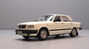 RUSSIAN GAZ 3110 VOLGA SEDAN LIMO DIE-CAST MODEL 1/43 IST IXO USSR SOVIET - Picture 1 of 20