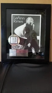 LEANN RIMES - PREMIO DISCO PLATINO RIAA "LEANN RIMES" PRESENTADO A UN DIRECTOR PROFESIONAL - Imagen 1 de 5