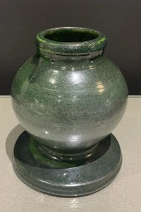 Vintage Vase Shades of Green Glaze Studio Pottery ? Objet d’art Ornament Retro - Picture 1 of 12