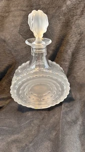 MAGNIFICENT LALIQUE FRENCH DECANTER BOTTLE WITH TOP - Picture 1 of 8