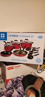 ⭐️⭐️⭐️14-pcs Non-Stick Luxurious Stackable Cookware Set Essential Home - Image 1 of 3