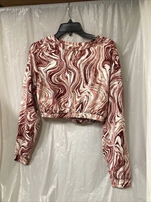 Derek Heart Size MediumGeometric Multicolor Long Sleeve Polyester Blend Crop Top - Image 1 of 4