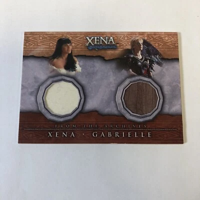 2002 Xena “Fallen Angel” XENA & GABRIELLE Disfraz Doble Tarjeta DC4 Rittenhouse Foto 1 de 4