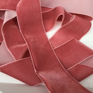 Cinta de terciopelo rosa borde limpio boda costura Pascua artesanía Navidad 1 yarda - Imagen 1 de 5