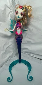 MONSTER HIGH Doll Lagoona Blue Great Scarrier Reef Glowsome Ghoulfish 2015 - Picture 1 of 14