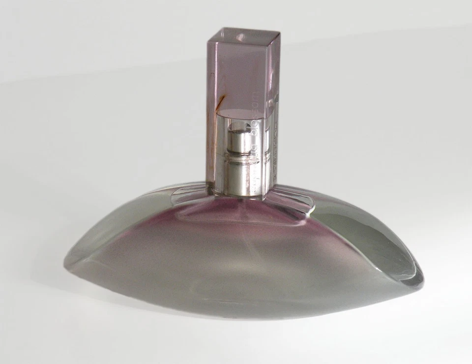 EUPHORIA BLOSSOM de Calvin Klein 1,7 onzas 50 ml eau de toilette spray Foto 1 de 4