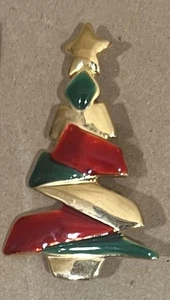 Vtg Danecraft Enamel Christmas Tree Green Red Gold Tone Pin/ Brooch - Picture 1 of 5